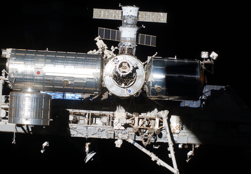 STS119-E-09234