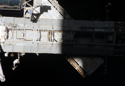 STS119-E-09253