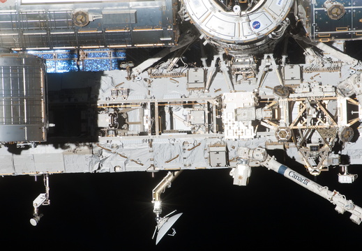 STS119-E-09261