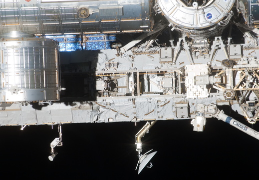 STS119-E-09262