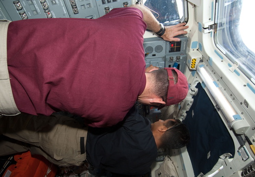STS119-E-10117
