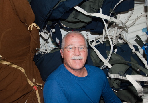 STS119-E-11527