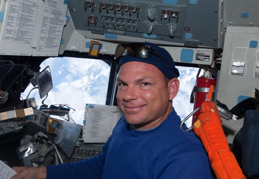 STS119-E-11532