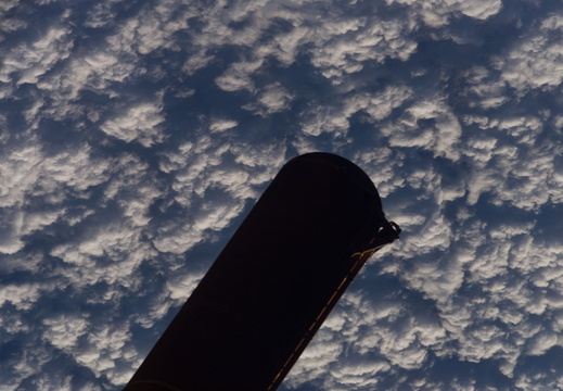 STS122-E-05001
