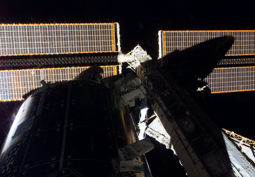 STS122-E-09063