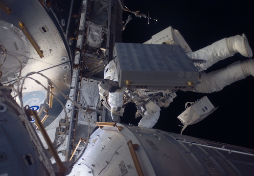 STS123-E-06761
