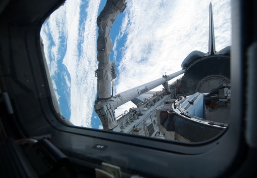 STS126-E-07546