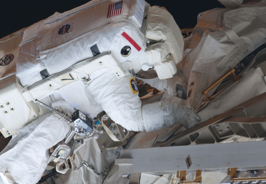 STS126-E-08734