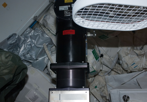 STS126-E-08815