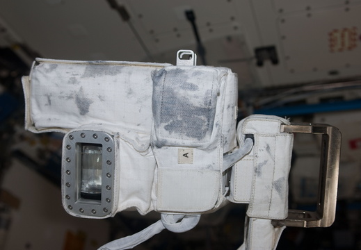 STS126-E-10890
