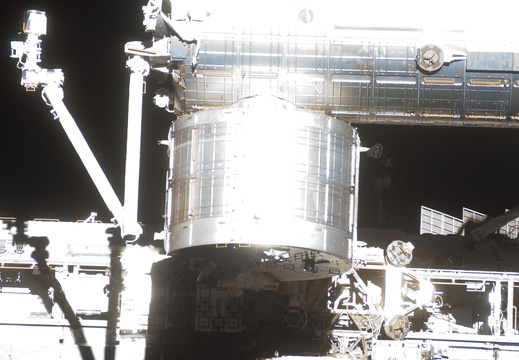 STS126-E-14343