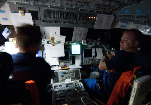 STS126-E-15098