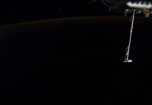 STS126-E-20618