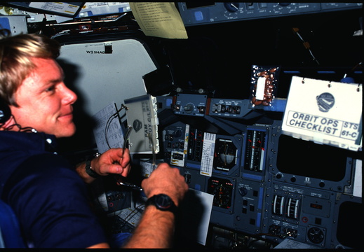 STS61C-02-021