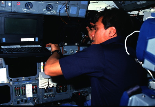 STS61C-02-022