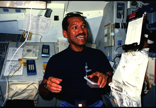 STS61C-02-024