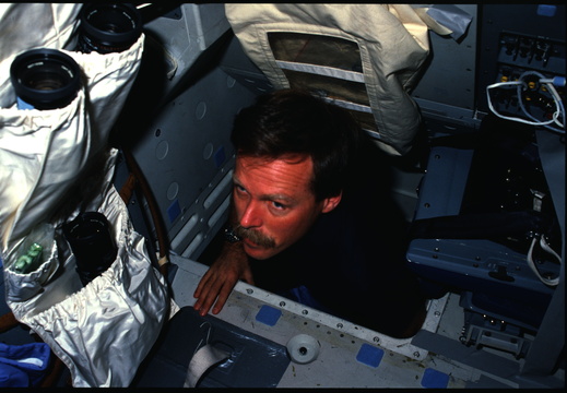 STS61C-02-025