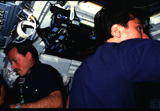 STS61C-04-024