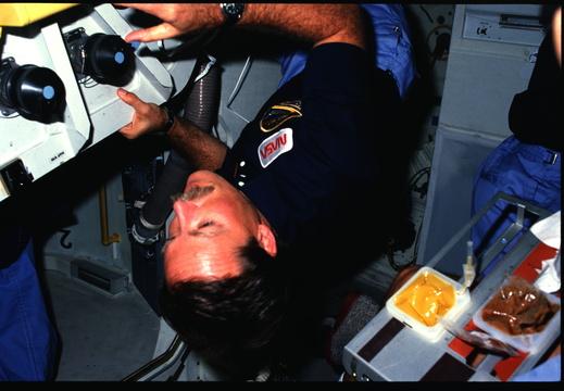 STS61C-04-034