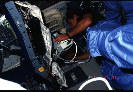 STS61C-05-005