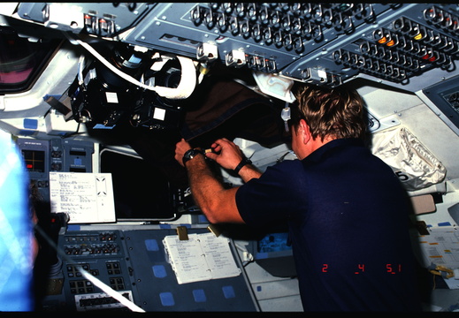 STS61C-05-013