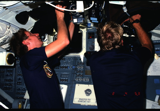 STS61C-05-014