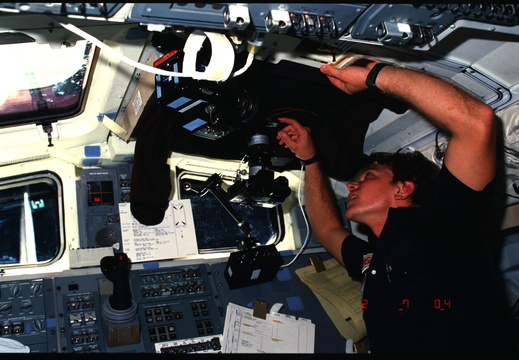 STS61C-05-024