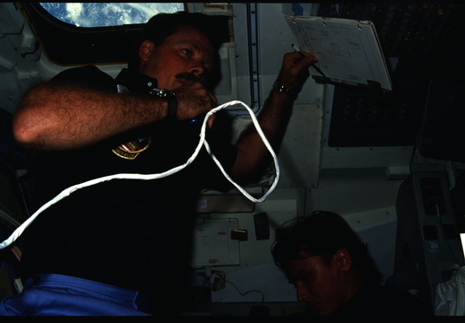 STS61C-06-004
