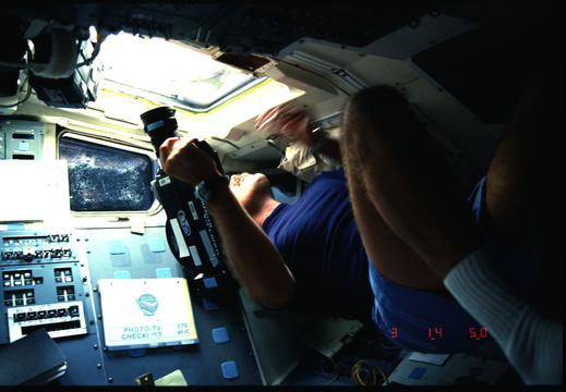 STS61C-07-034