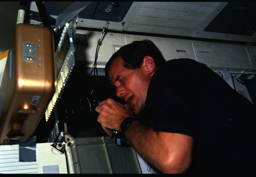 STS61C-08-001