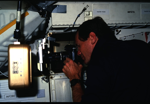 STS61C-08-002