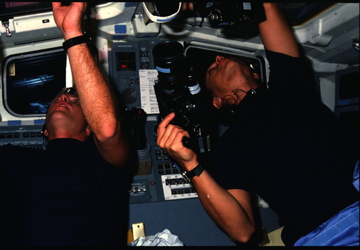 STS61C-08-028