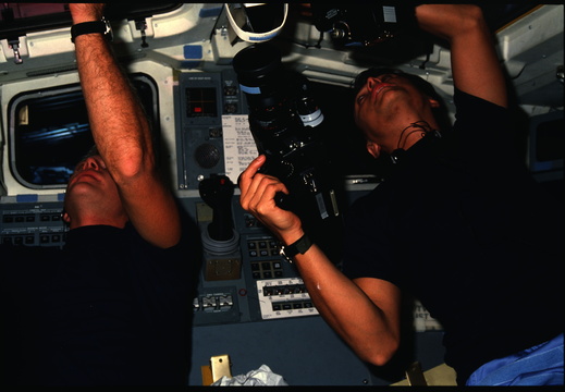 STS61C-08-029