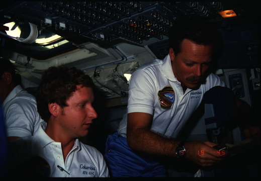 STS61C-09-002