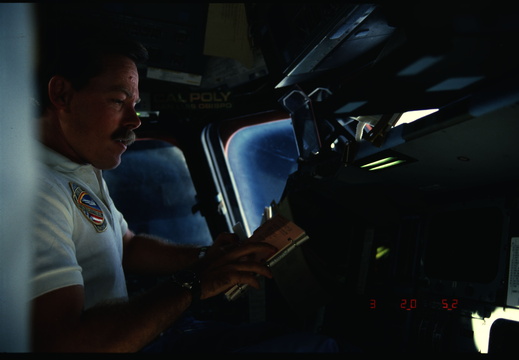 STS61C-09-006