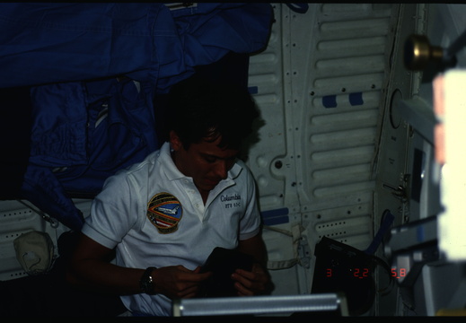 STS61C-09-031
