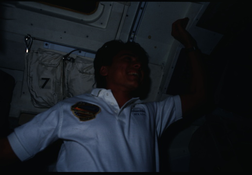 STS61C-11-008