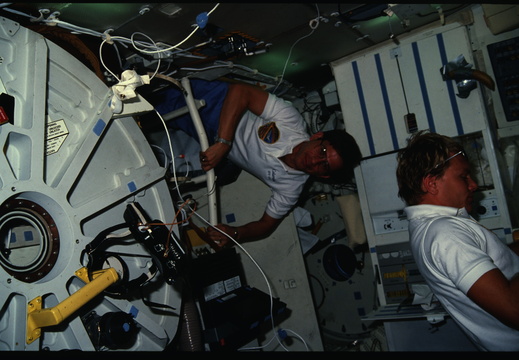 STS61C-12-020