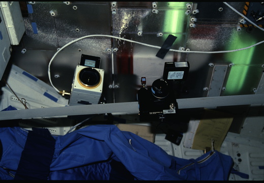 STS61C-13-012
