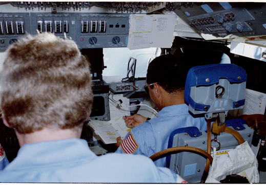 STS61C-22-005
