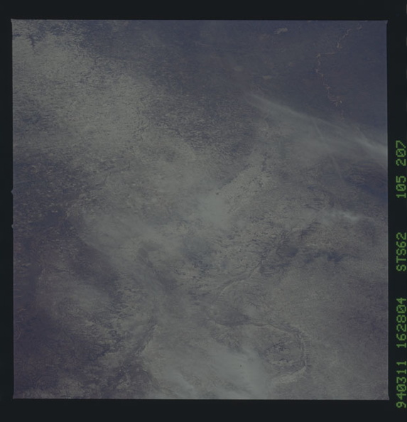 STS062-105-207.jpg