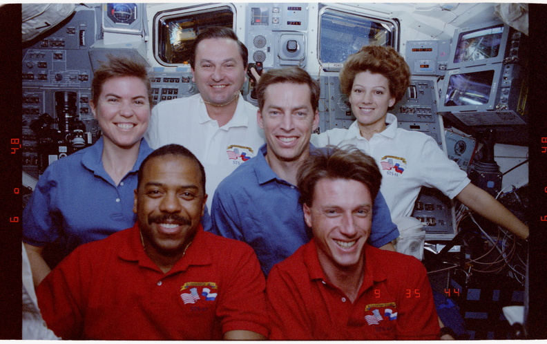 STS063-06-016.jpg
