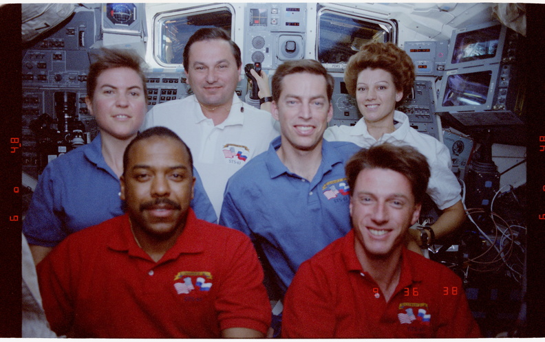 STS063-06-020.jpg