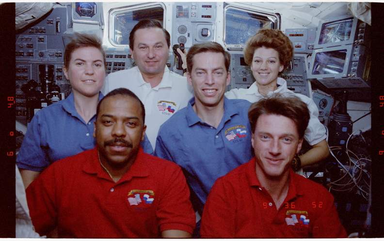 STS063-06-021.jpg