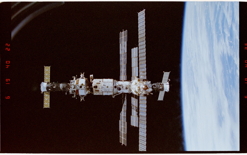 STS063-28-024.jpg