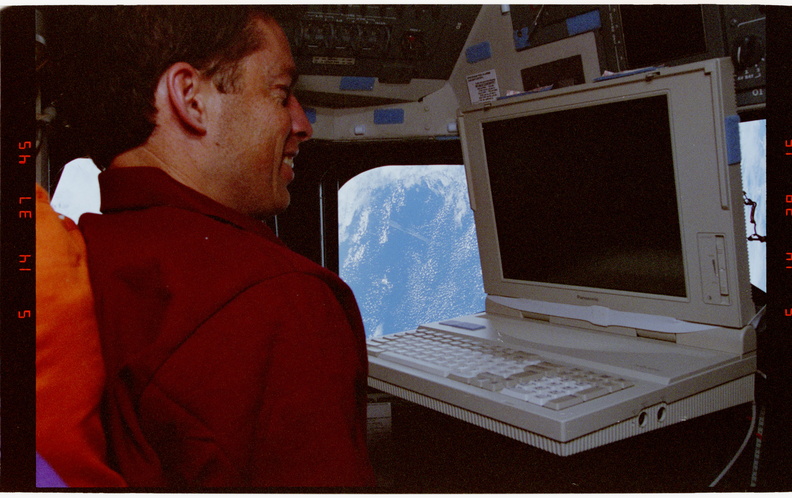 STS063-29-026.jpg
