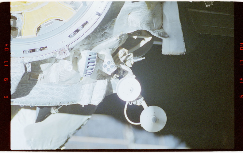 STS063-30-016.jpg