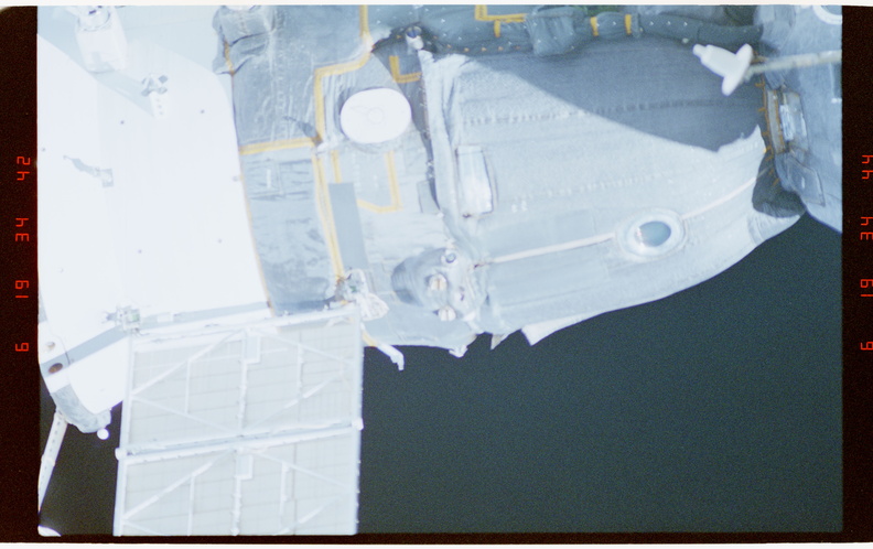 STS063-31-036.jpg