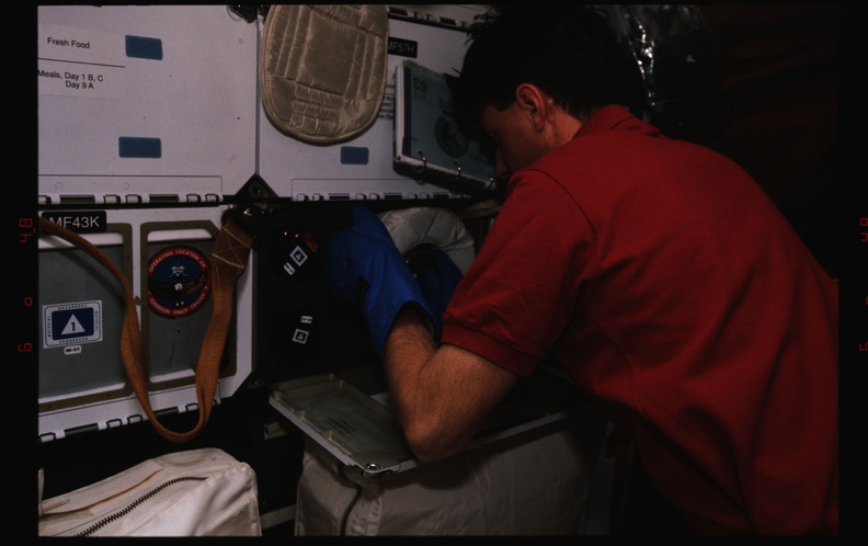 STS063-314-015.jpg
