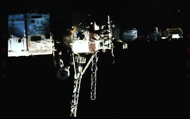 STS063-316-017.jpg